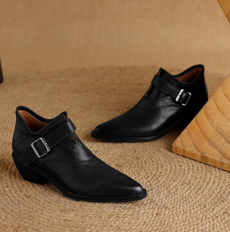 Coyo-Pure Black