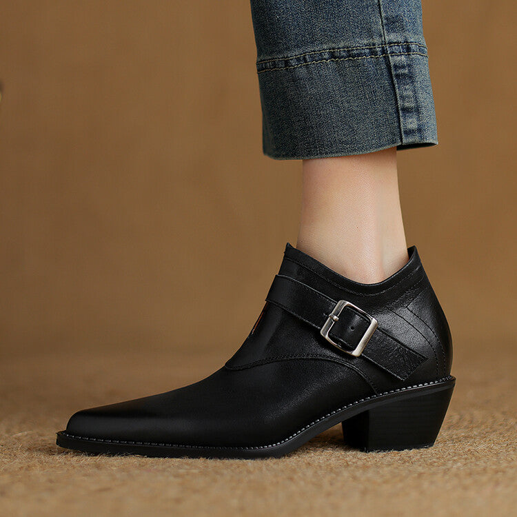 Coyo-Pure Black